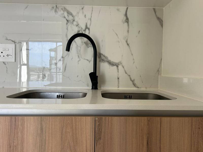 1 Bedroom Property for Sale in Sandown Western Cape